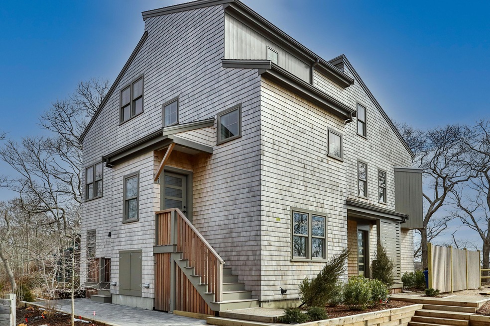 Sold $780,000 • Co-Listing Agent