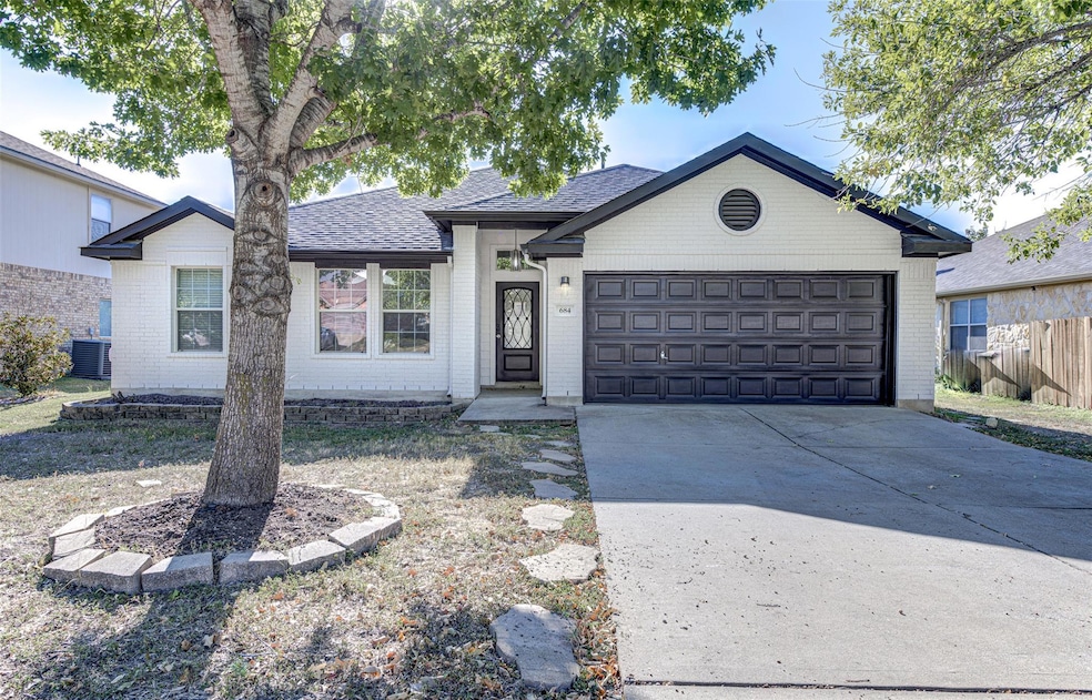 Pending $289,900 • Co-Listing Agent