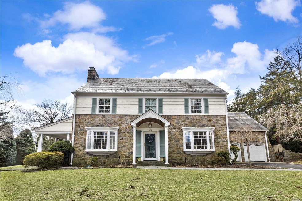 135 Abbey Rd unit 1S, Manhasset, NY 11030 - photo 1