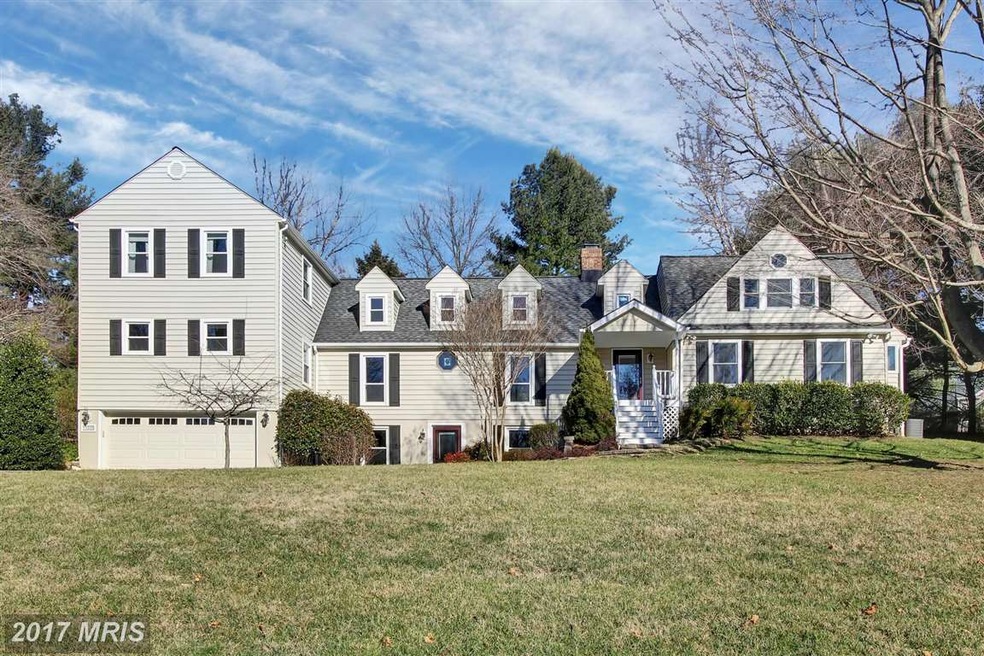 11939 Falls Rd, Cockeysville, MD 21030 - photo 1