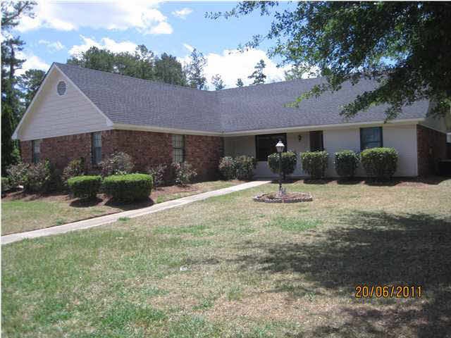 Welcome to 131 Bellegrove Cir. Brandon