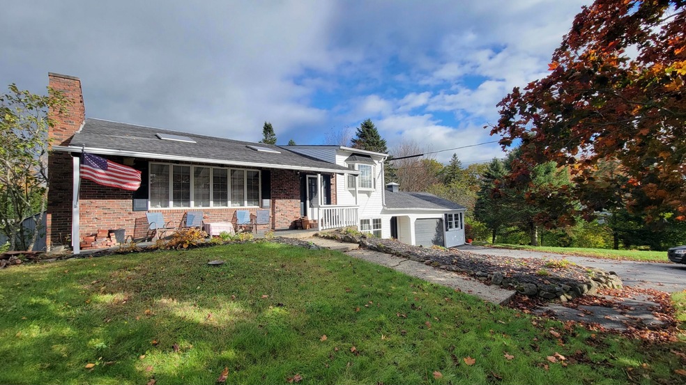 544 Middle Rd