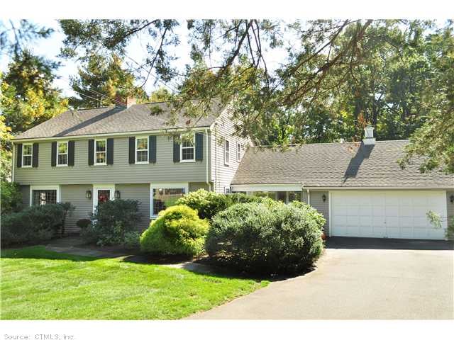 7 Uplands Dr, West Hartford, CT 06107 - photo 1