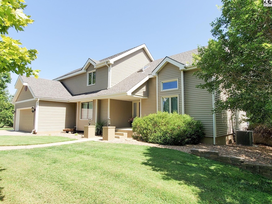 Under Contract $439,500