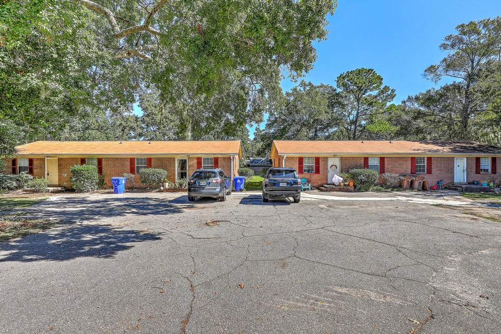 Under Contract $999,000