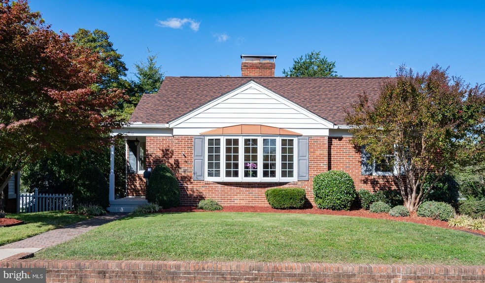 3110 Collard St, Alexandria, VA 22306 - photo 1