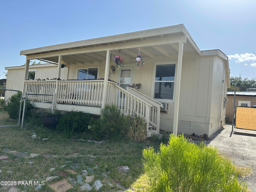 10700 S Austin Ln, Mayer, AZ 86333 - photo 1