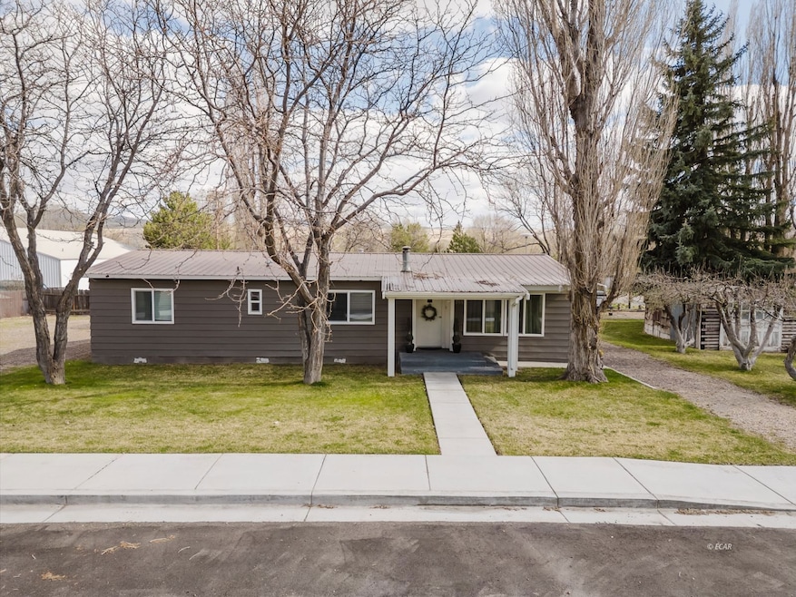 Sold $215,000