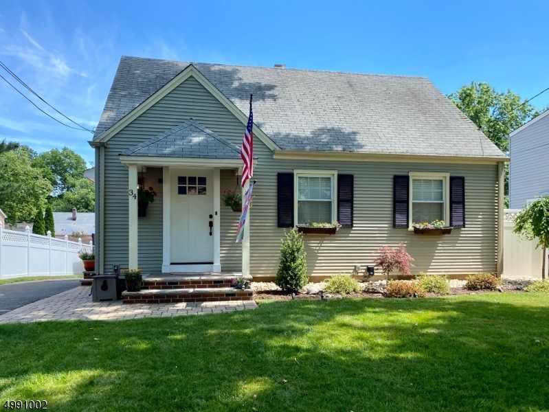 34 Alice Ln, Clark, NJ 07066 - photo 1