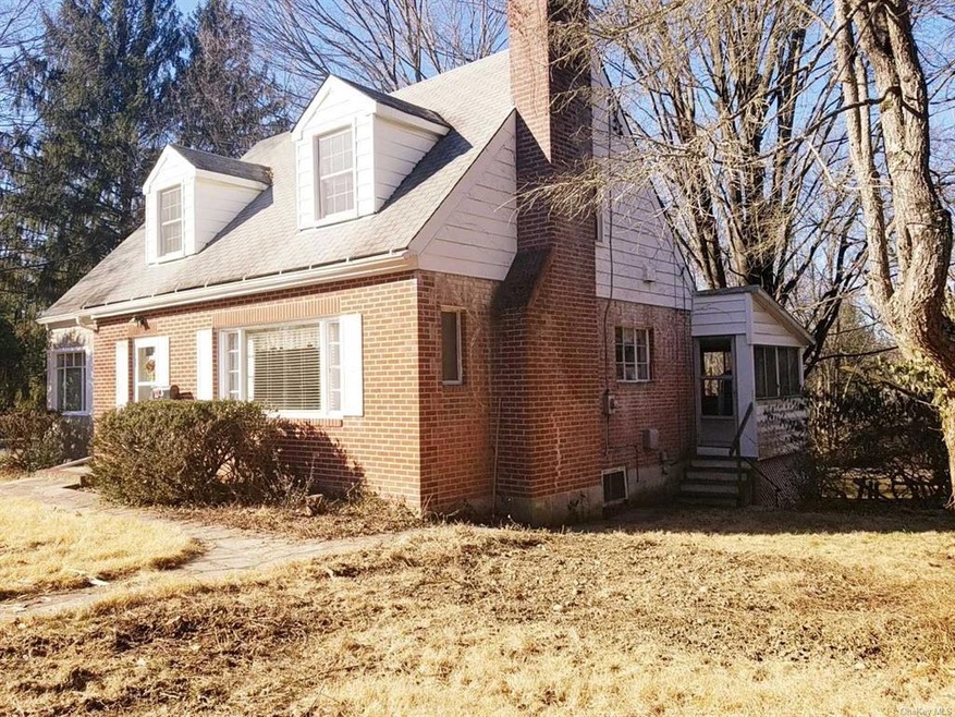 155 Overocker Rd, Poughkeepsie, NY 12603 - photo 1