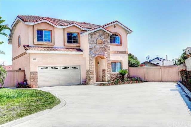 Beautiful Private Home with Extra Parking/RV