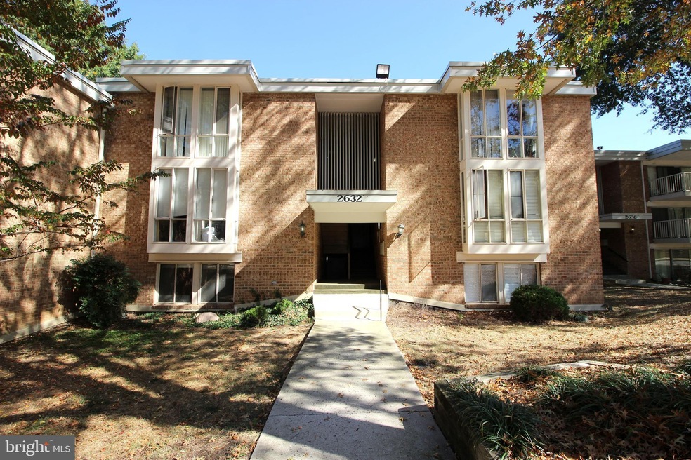 2632 Fort Farnsworth Rd unit 1B, Alexandria, VA 22303 - photo 1