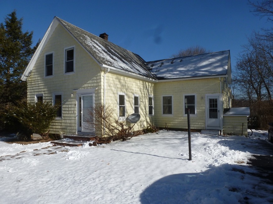 10 Pleasant St unit Front, Foxboro, MA 02035 - photo 1