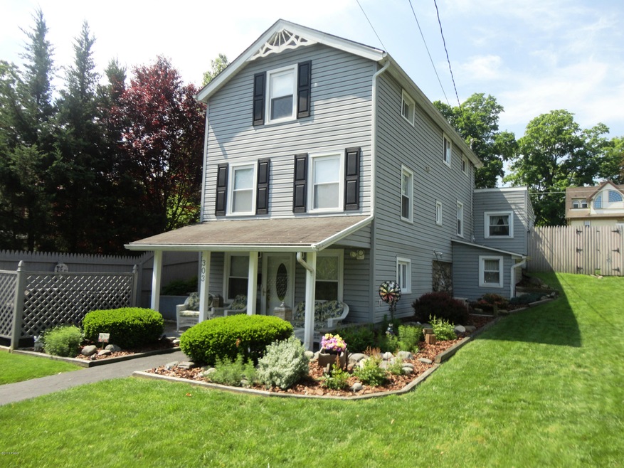 303 E Catherine St, Milford, PA 18337 - photo 1