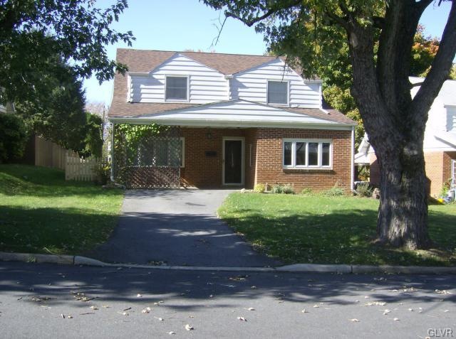 713 Fernwood St, Emmaus, PA 18049 - photo 1