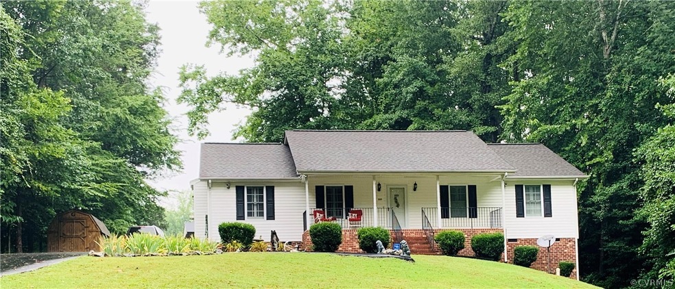 26511 Country Club Ln, Ruther Glen, VA 22546 - photo 1