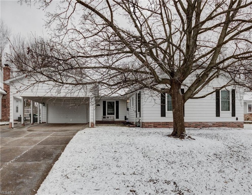 29344 Laurel Ln, Wickliffe, OH 44092 - photo 1