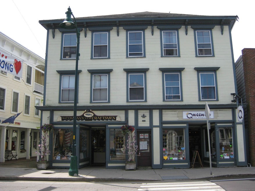 45 W Main St unit 4, Mystic, CT 06355 - photo 1