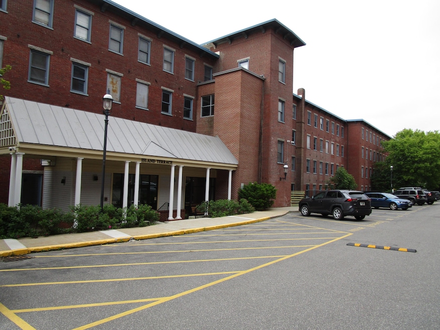 1 Saco Island Terrace unit 337, Saco, ME 04072 - photo 1