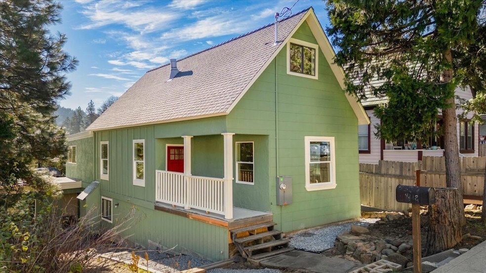 4212 Branstetter St, Dunsmuir, CA 96025 - photo 1