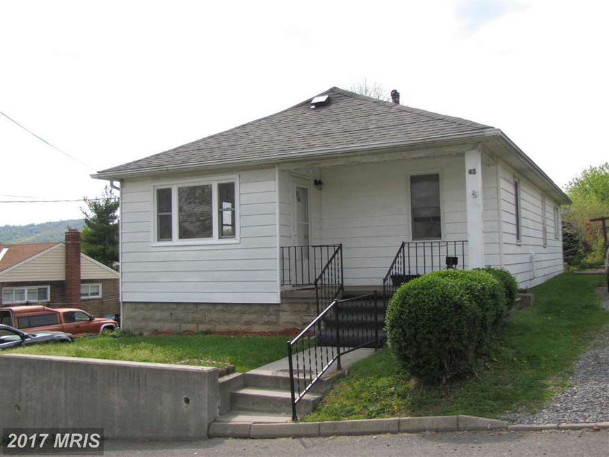 43 Somerville Ave, Cumberland, MD 21502 - photo 1