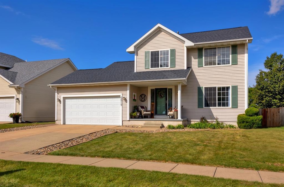 Sold $327,500 • Co-Listing Agent