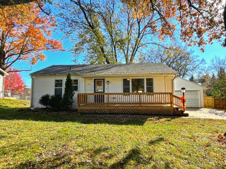 102 Southview Blvd, Shenandoah, IA 51601 - photo 1