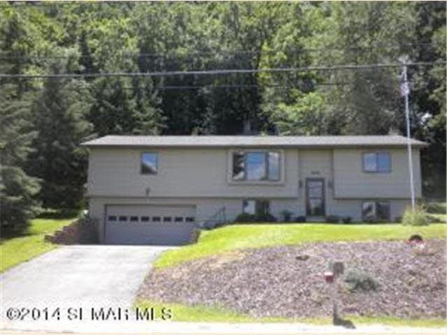 247 E Lake Blvd, Winona, MN 55987 - photo 1