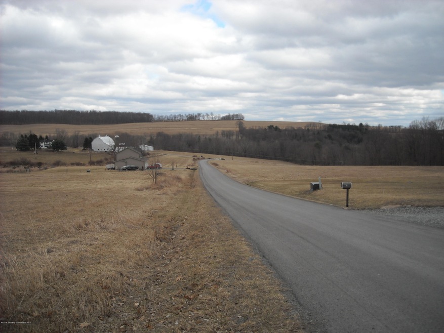 23 Middle Mountain Dr, Tunkhannock, PA 18657 - photo 1