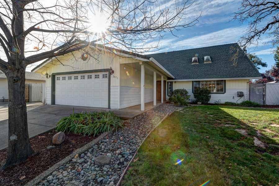 2871 Starlight Blvd, Redding, CA 96001 - photo 1