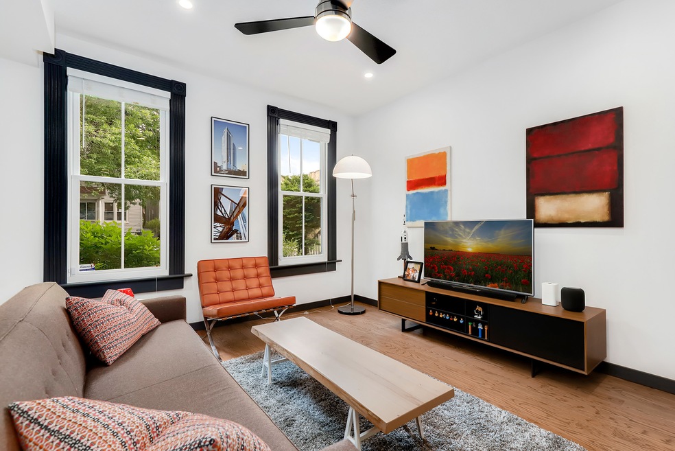 4838 N Seeley Ave, Chicago, IL 60625 - photo 1