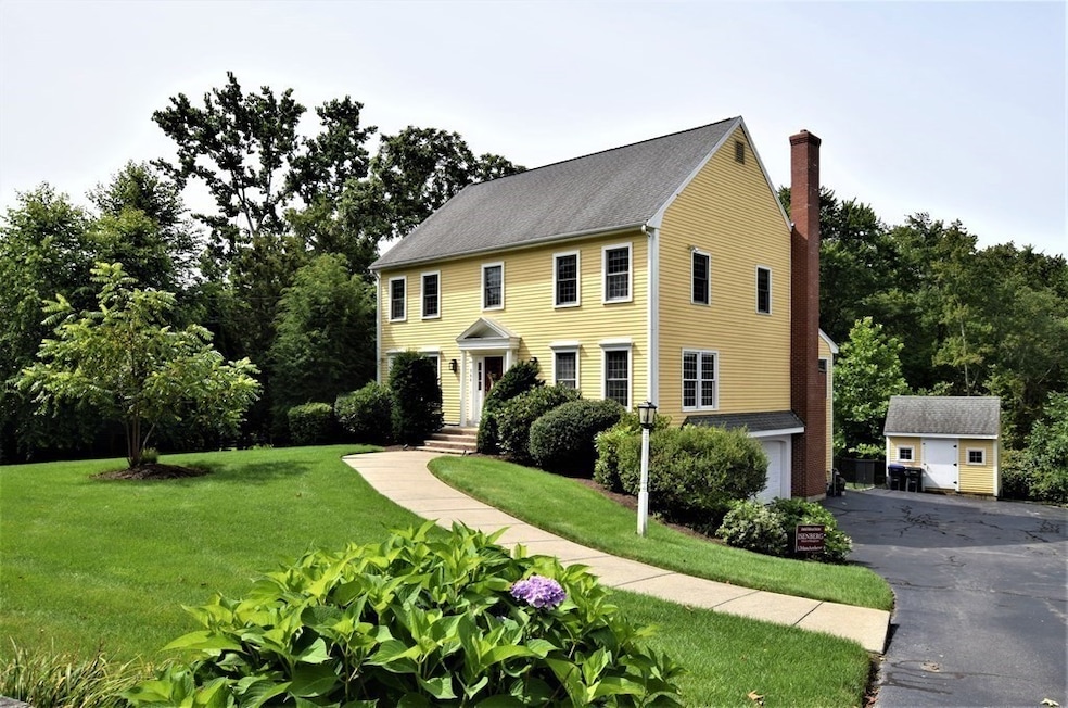 398 Davis St, Northborough, MA 01532 - photo 1