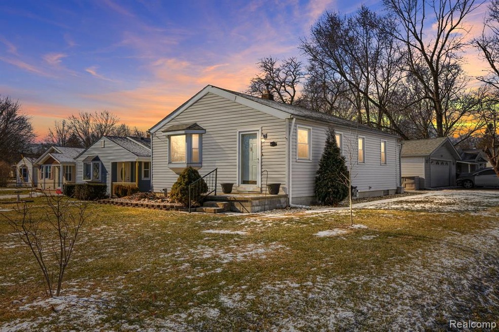 1-web-or-mls-2113 Spaulding Drive Monroe - 05.jpg