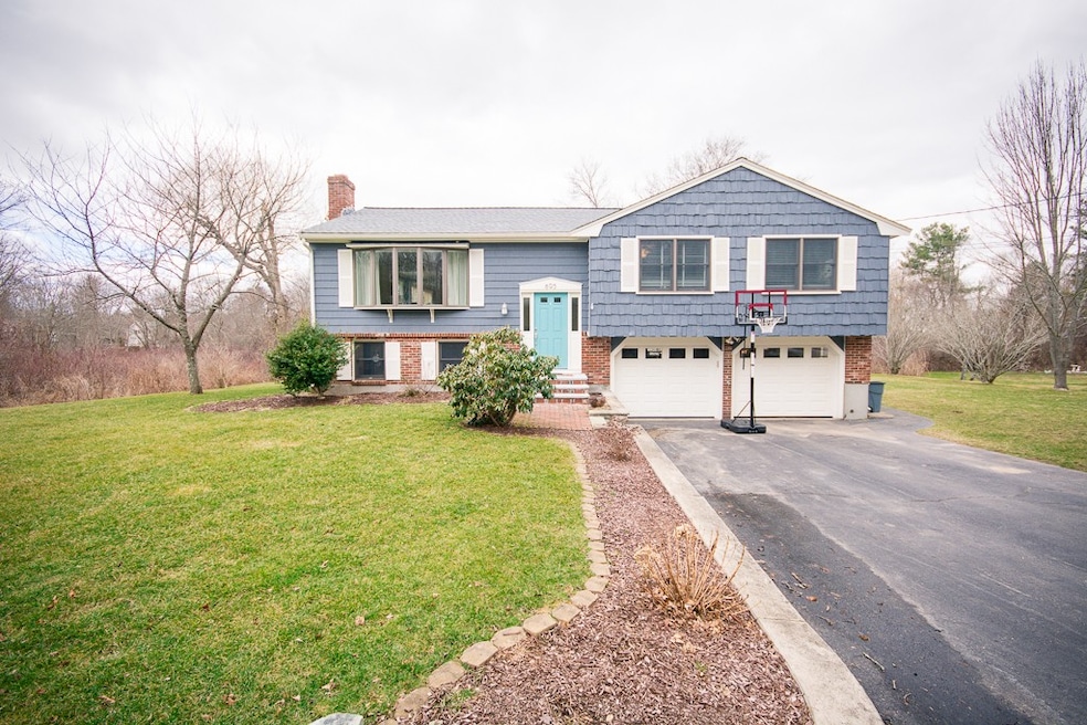 895 South St, Walpole, MA 02081 - photo 1