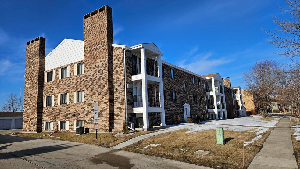 341 Prairiewood Cir S Unit 308, Fargo, ND 58103 MLS NST7428485