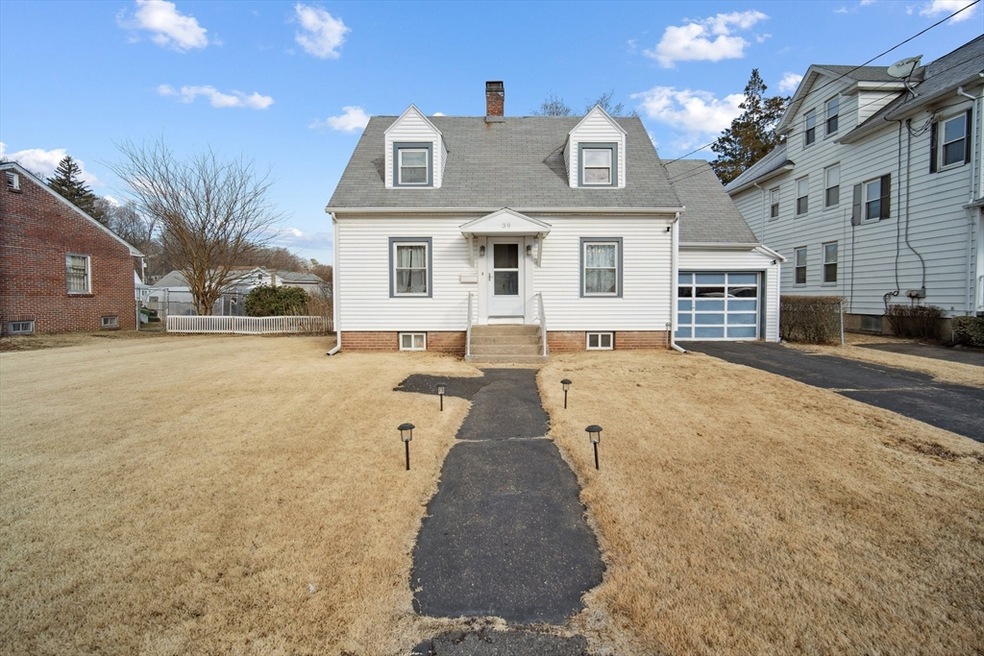 Sold $305,000 • Co-Listing Agent