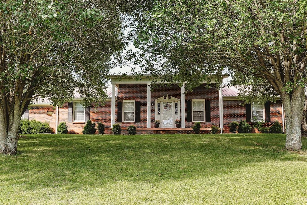 280 Copeland Ln, Cookeville, TN 38506 - photo 1