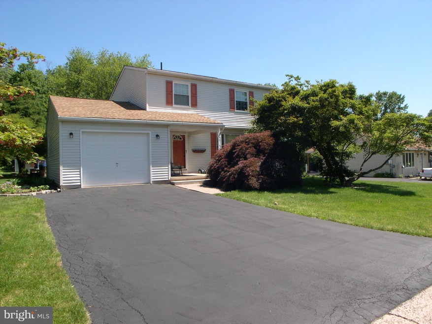 802 Depot Ln, Quakertown, PA 18951 - photo 1