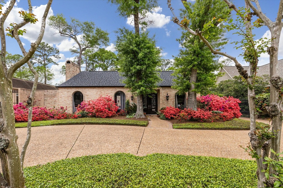 347 Tealwood Dr, Houston, TX 77024 - photo 1