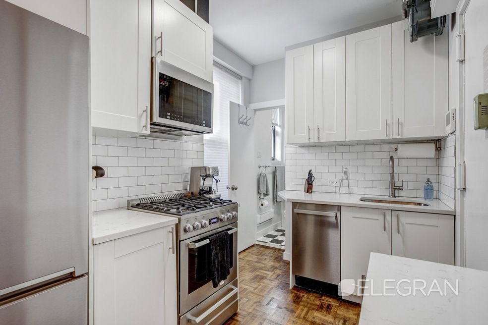 199 Prince St unit 26, New York, NY 10012 - photo 1