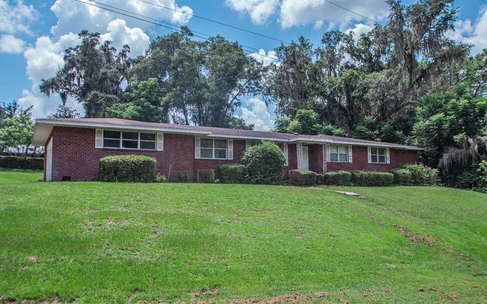 613 NW Palm Dr, Lake City, FL 32055 - photo 1