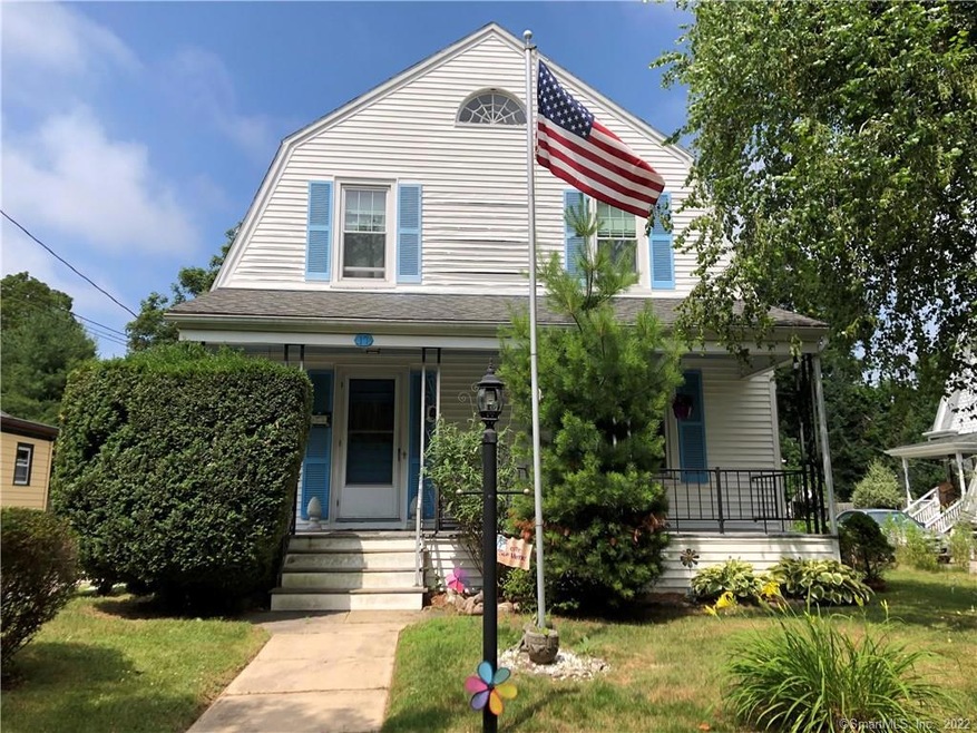 17 Moss St, Pawcatuck, CT 06379 - photo 1