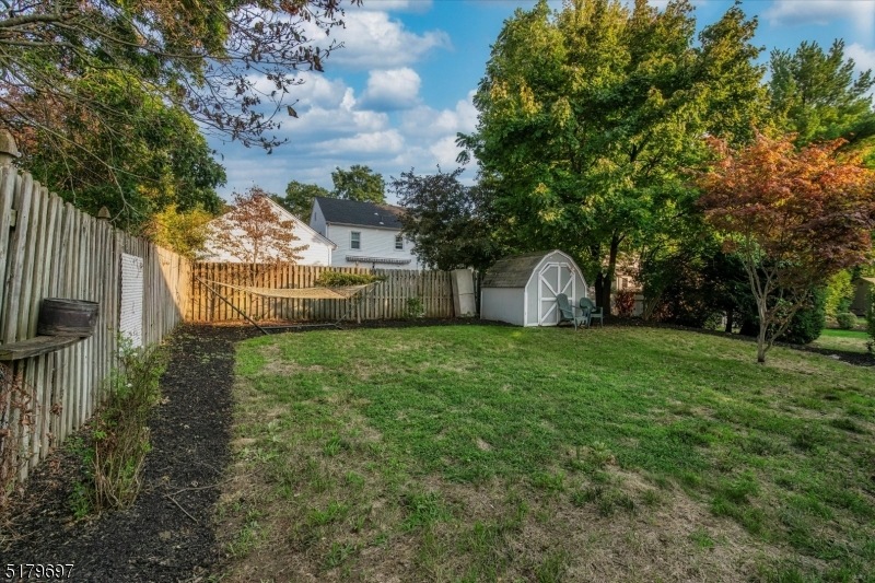 17 Brook Dr N, Morris Plains, NJ 07950 - photo 1