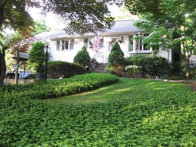 262 Myrtle Ave, Hawthorne, NY 10532 - photo 1