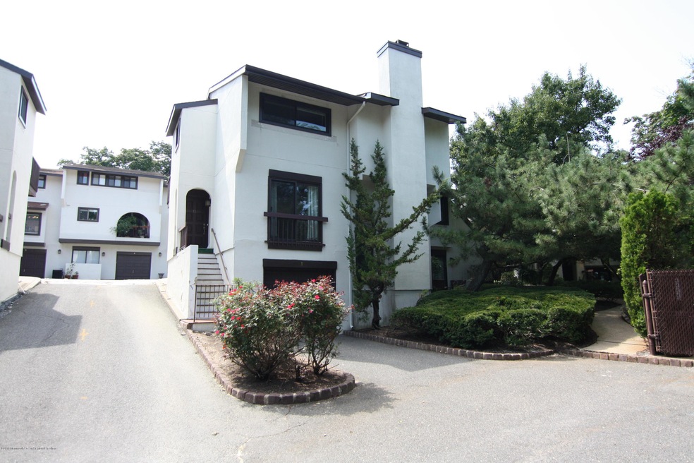 11 Tower Hill Dr unit 111AA, Red Bank, NJ 07701 - photo 1