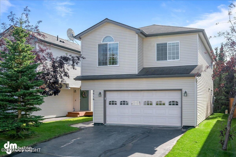 01-Front Exterior_ELI07173