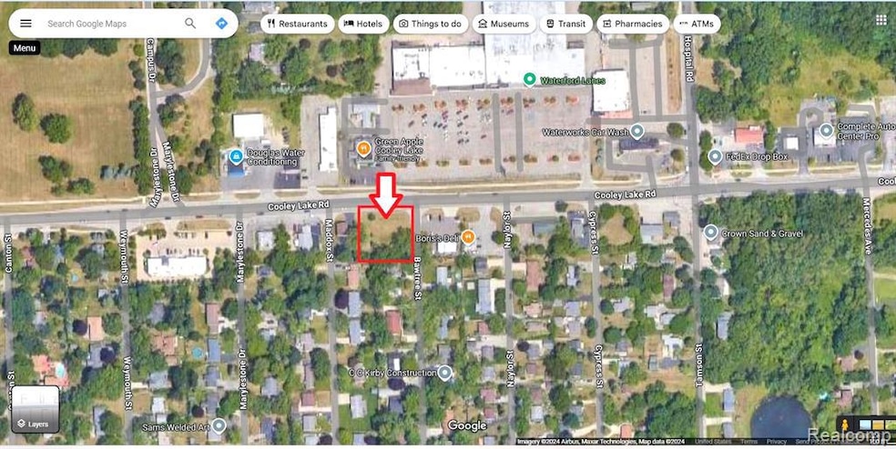 9999 Cooley Lake Rd, West Bloomfield Township, MI 48324 - photo 1