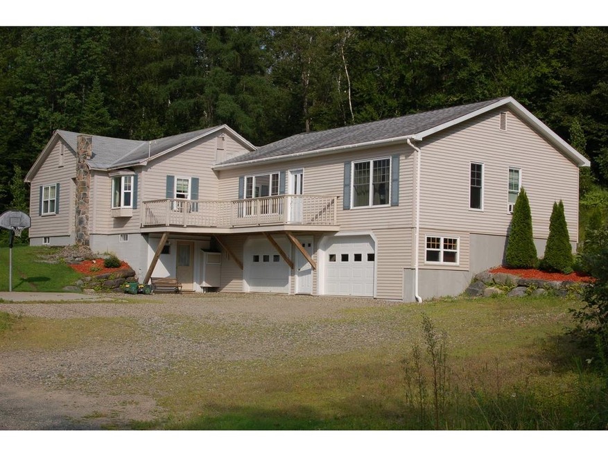 482 Elm St, Lancaster, NH 03584 - photo 1