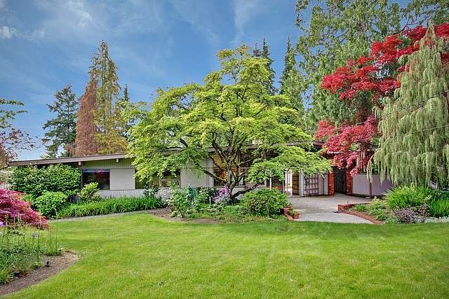 6763 80th Ave SE, Mercer Island, WA 98040 - photo 1