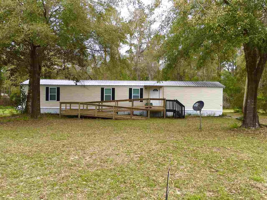 122 Pixie Cir, Crawfordville, FL 32327 - photo 1